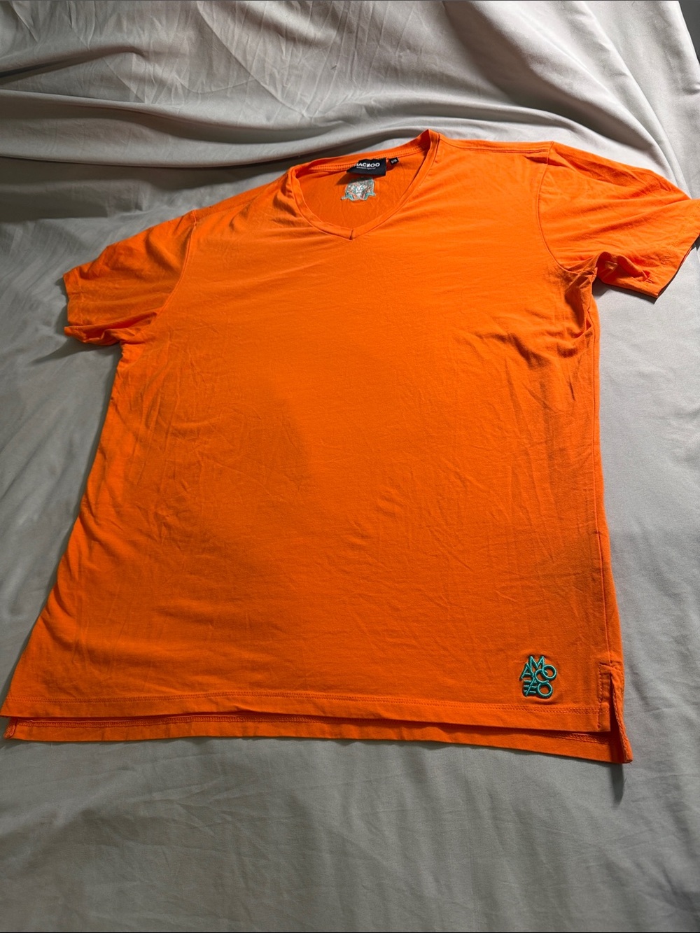 MACEOO Bright Orange V-Neck Short Sleeve Tee